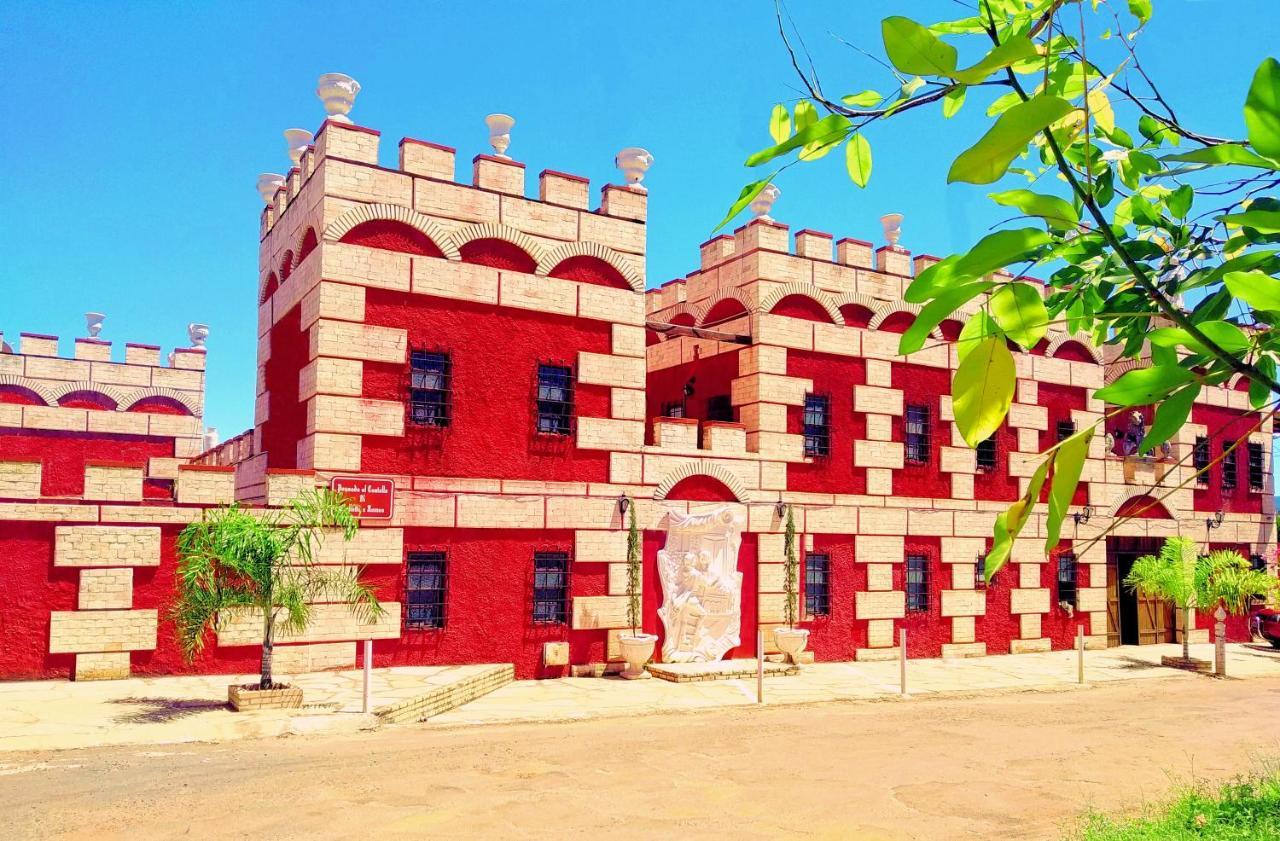 Pousada Al Castello Di Giulietta E Romeo Pirenópolis Exterior foto